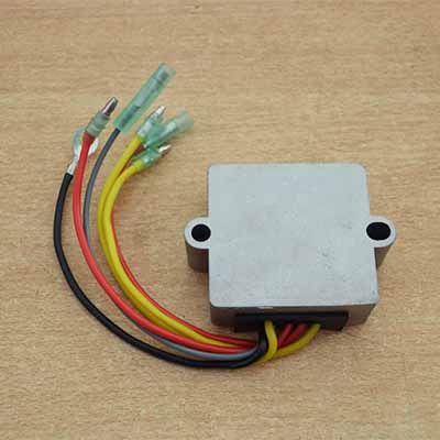 Voltage regulator 883072T